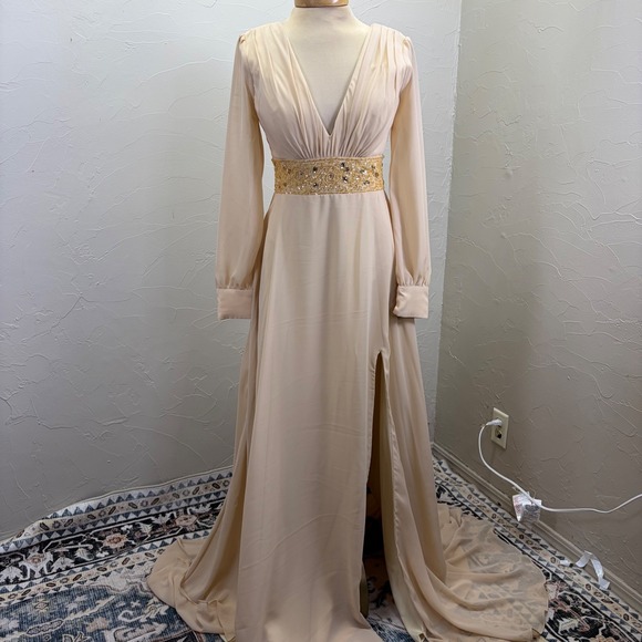 Dresses & Skirts - Elegant Formal Gown Beaded Empire Waist Long Sleeve Slit S Regency 70's